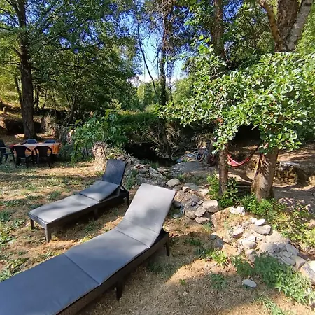 D'hote Confort Nature Ballades Et Rando Bed and breakfast Saint-Jean-du-Bruel